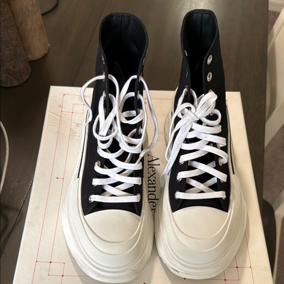 Alexander McQueen Black and White High-Top Sneakers - Picture 1 of 6